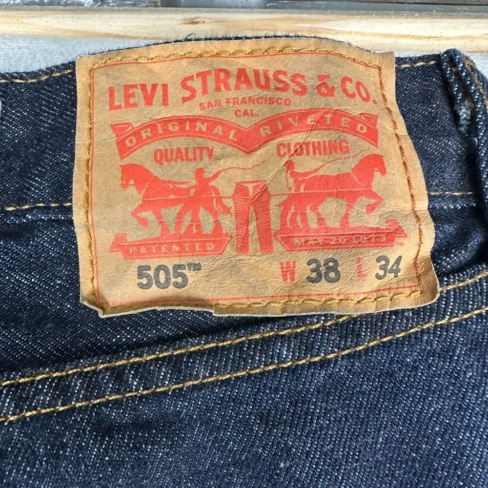 Levis 505 Jeans Mens 38x34 Blue Regular Straight Mid Rise Dark Wash